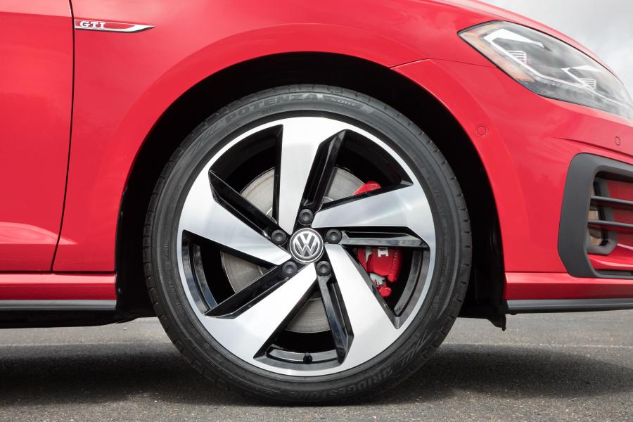 Колеса Volkswagen Golf GTI 5-Door (Typ 5G) 2017 года  (NA) (фото 7 из 41)